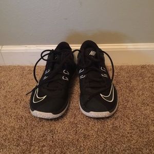Nike Air Versatile 2